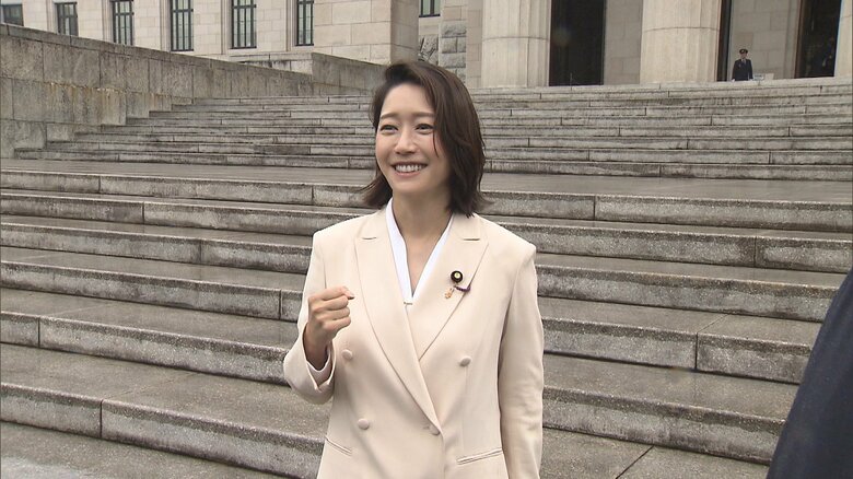 国民：牛田茉友参院議員