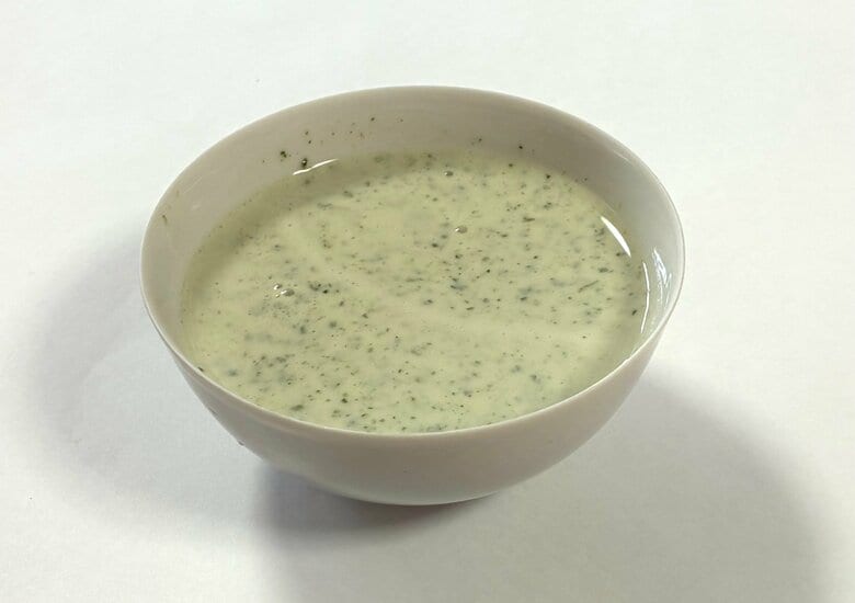 お茶の風味がほのかに香る絶品スムージー（特集班撮影）