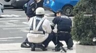 “パン屋襲撃”確保の瞬間　店内の刃物奪い、女性従業員切り付け　77歳男を逮捕　新潟市