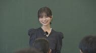元欅坂48長濱ねるさんが中学校の先生になった!英語の特別授業で教壇に立つ
