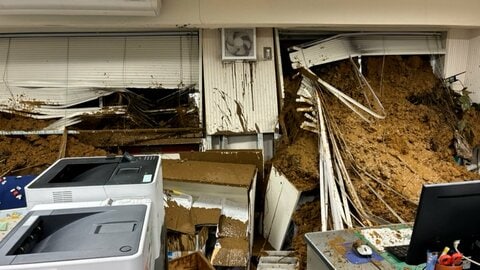 【台風情報】台風25号の爪痕　千葉の病院に大量の土砂流入、養殖ウナギ5万匹は“億単位”の被害　堤防決壊の印旛沼で「緊急復旧」始まる