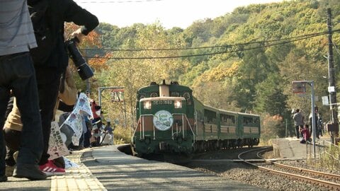 「くしろ湿原ノロッコ号」ラストラン　37年の歴史に幕