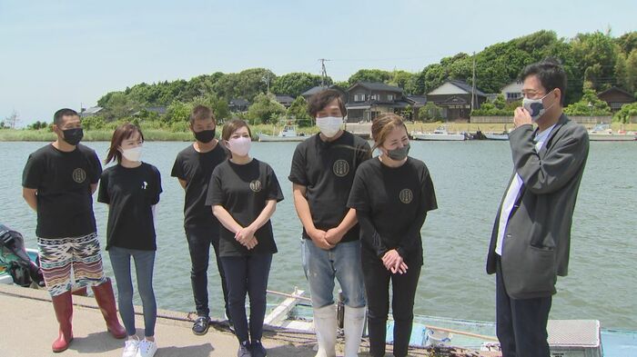 岩ガキ漁を復活させた漁師と妻たち