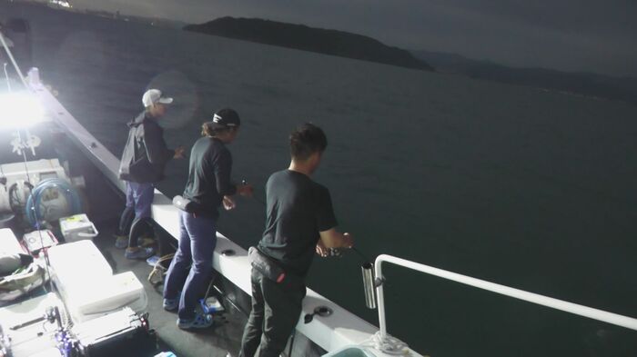 取材協力：博多遊漁船 「海神」（わだつみ）