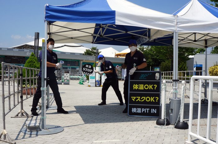 ピットインから流れるような「検温」? 鈴鹿サーキットのコロナ対策は体験してみたい