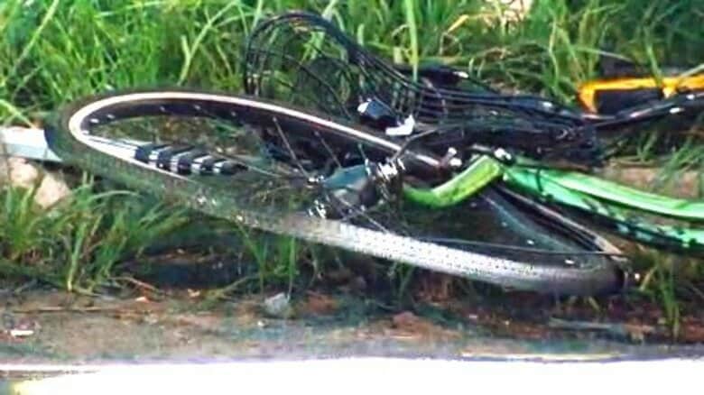 【速報】現場にはグシャグシャの自転車_31歳男性が死亡した事故_過失運転致死の疑いで大型クレーン車の65歳男逮捕「事故を起こしたことに間違いありません」〈北海道札幌市〉｜FNNプライムオンライン
