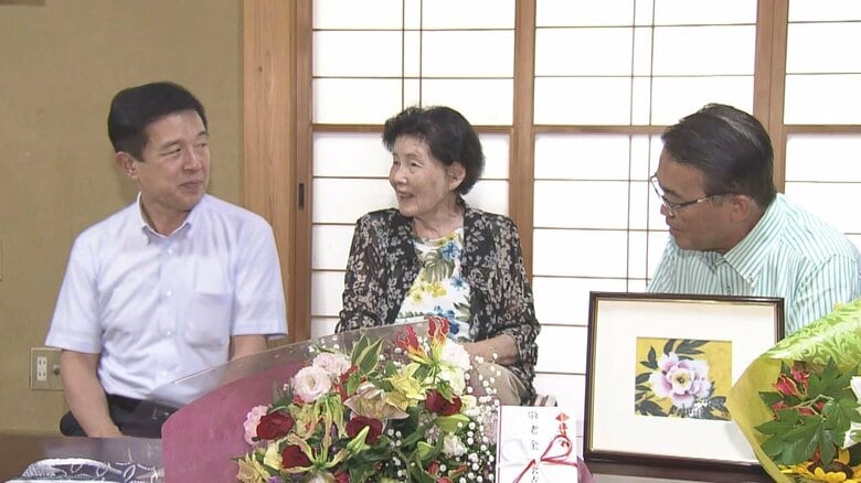 「その日・その時に感謝して生かしてもらう」来月100歳を迎える女性の長寿を愛知県知事と名古屋市長が祝う｜FNNプライムオンライン