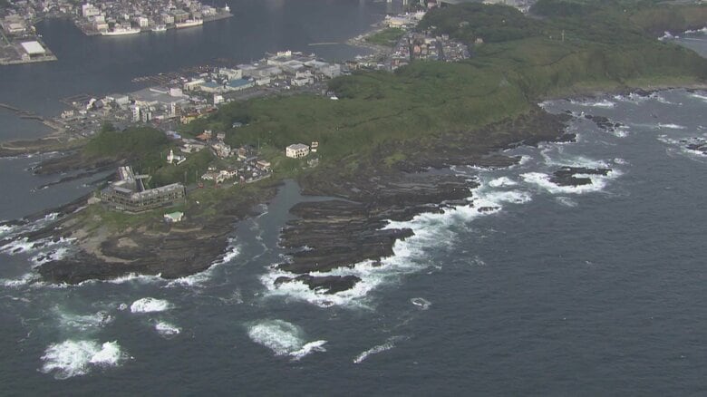 城ヶ島沖で行方不明の小学5年男児死亡　きのう高波にさらわれ今朝現場近くの海で発見　神奈川・三浦市｜FNNプライムオンライン
