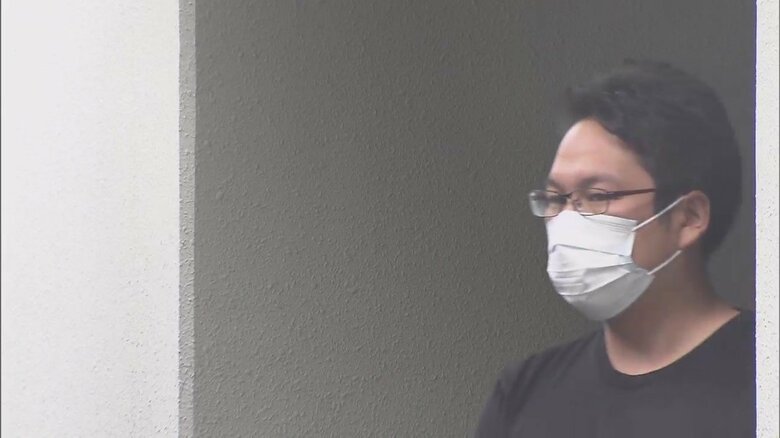 送検されるマエダ・チアゴ・ヒデキ容疑者(34)(1日 習志野署)