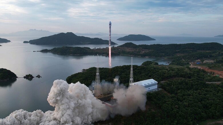 朝鮮中央通信は2023年5月の発射失敗を写真付きで報じていた