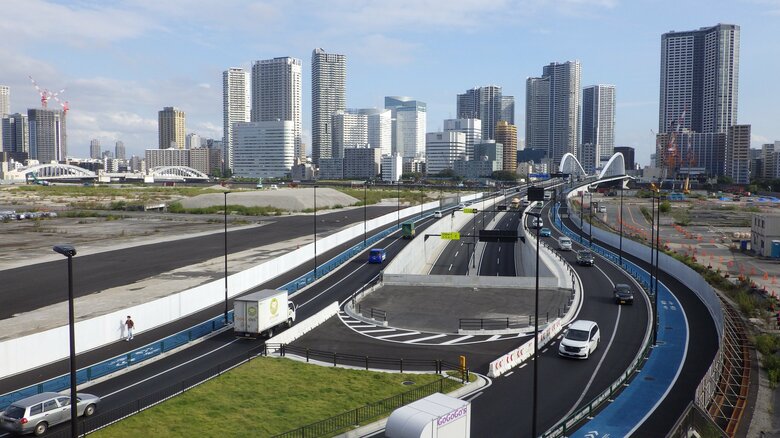 再開発後に利用されるUターン路