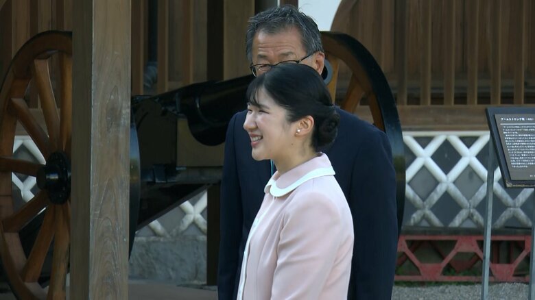 初の地方公務で佐賀城本丸歴史館を訪問される愛子さま　2024年10月11日

