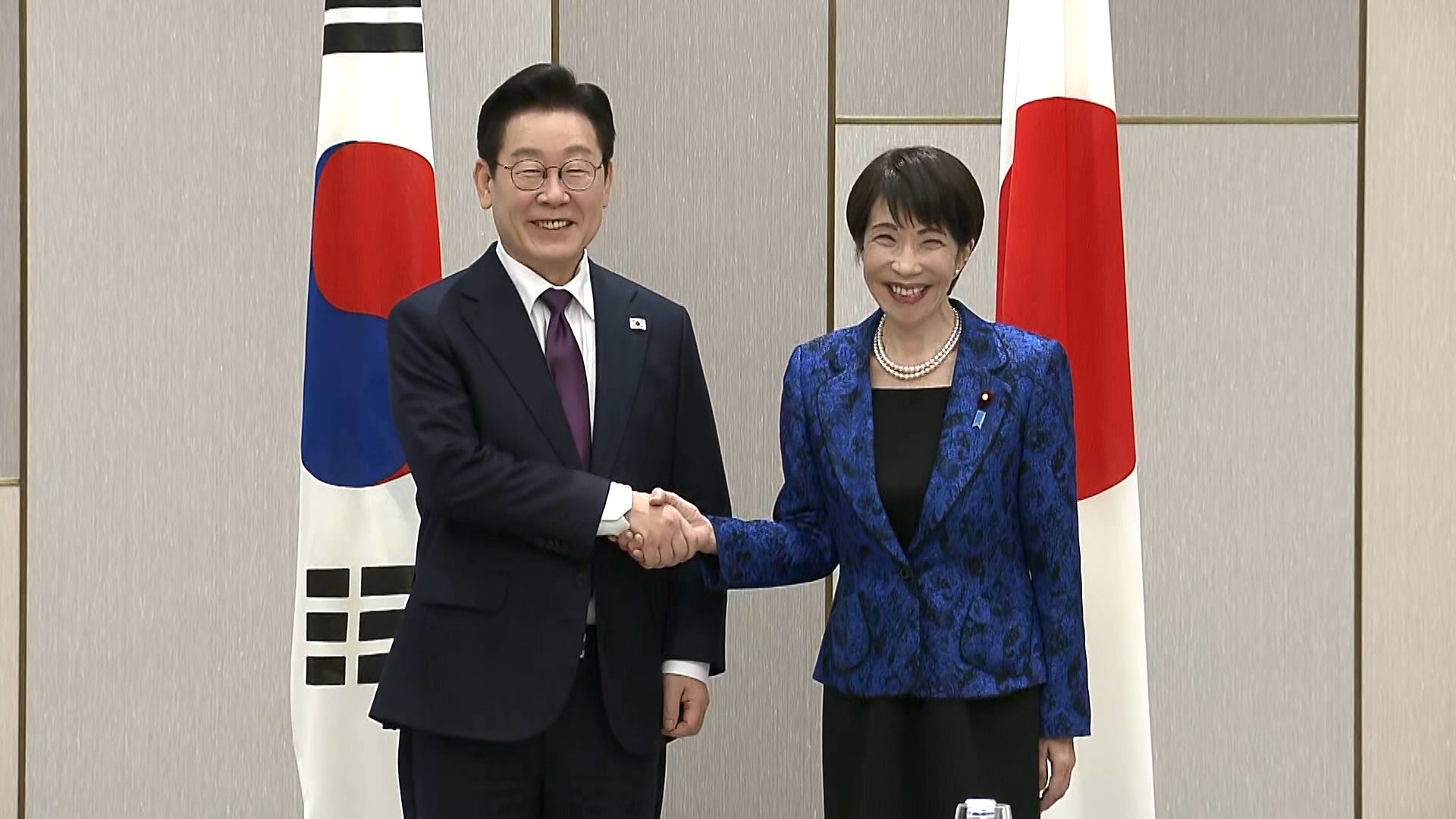 中継】「日韓関係をさらなる高みに」高市首相が韓国・李在明大統領と会談 「ふるさと奈良にお迎えでき歓迎したい」 （FNNプライムオンライン）｜ｄメニュー ニュース（NTTドコモ）