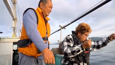 「じいちゃんかっこいい」魚のとれない海で生きる少年、祖父の不安
