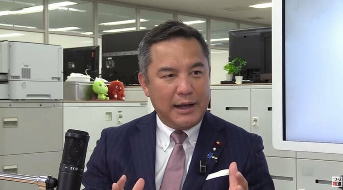 自民党の鈴木英敬・政務調査会長特別補佐