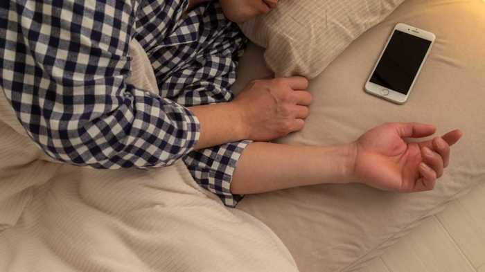 寝てお金がもらえる「睡眠報酬制度」導入の狙い…“年間6万円以上”の効果は?