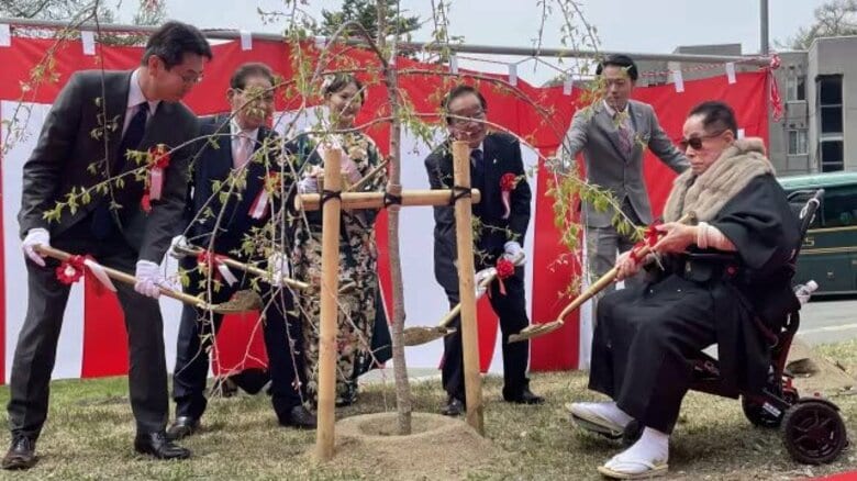 復興と世界の平和を祈ってサクラを植樹＜福島県＞｜FNNプライムオンライン