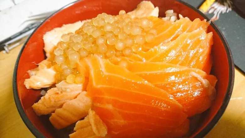 投稿者からは「はらこ飯」風の応用レシピも…