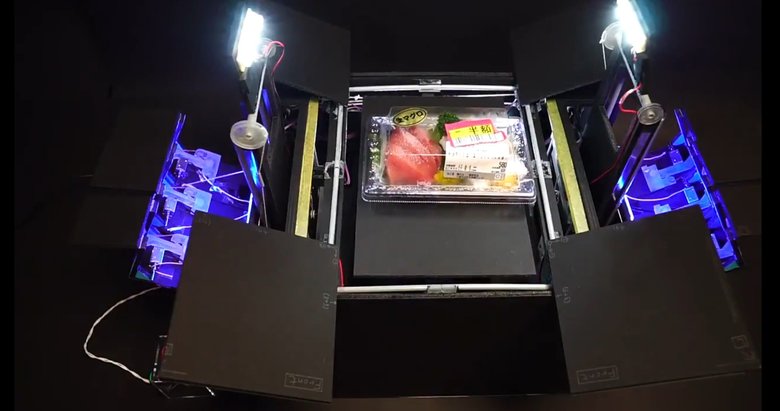 刺身に貼られた半額シールの哀愁…