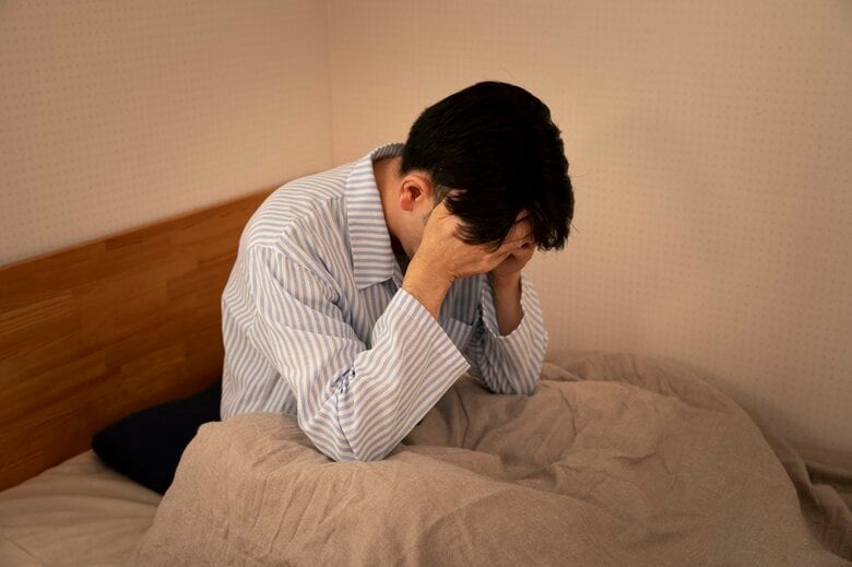 1日のうちもっとも眠れない時間帯がある（画像：イメージ）