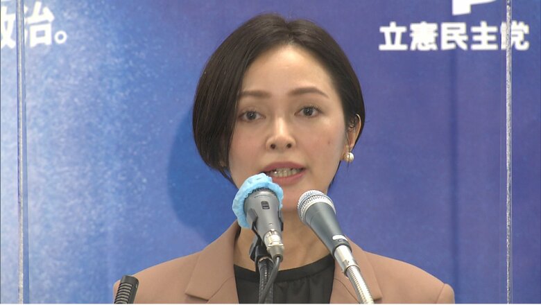 立候補を表明した際の市井紗耶香氏　2021年