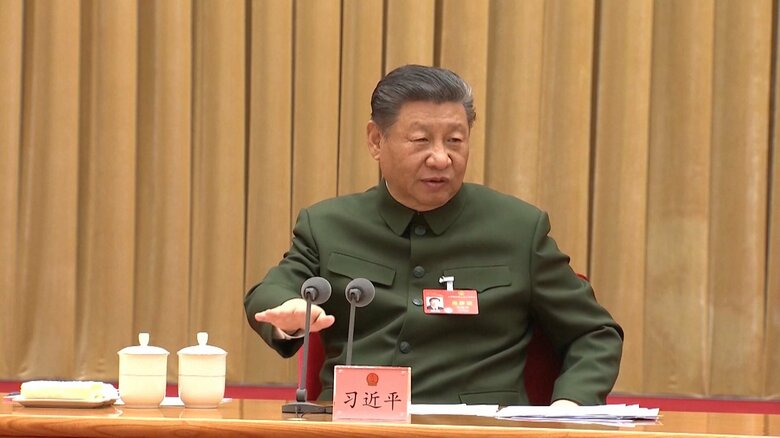全人代で人民解放軍代表団との会議で海洋戦略を強調した習近平国家主席