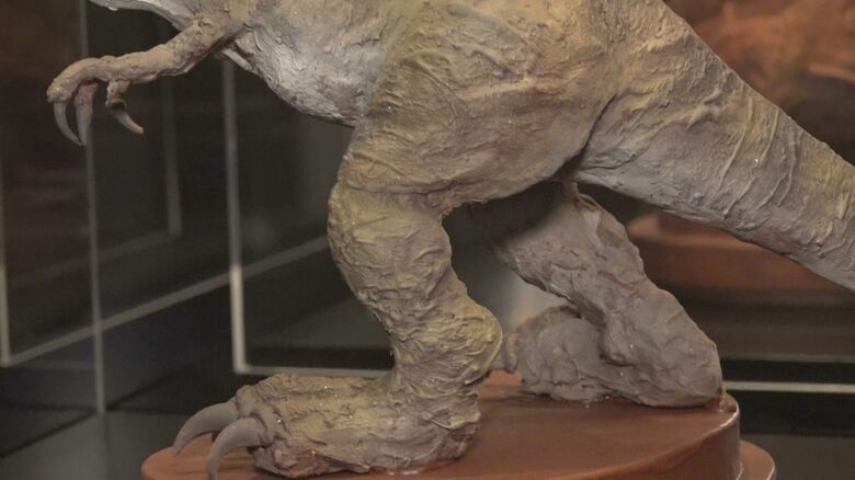 骨格や筋肉をリアルに表現