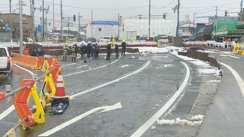 報道陣に工事現場公開
