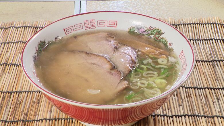 一番人気は函館名物の塩ラーメン