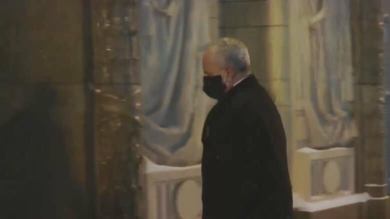 ロシアの回答に対する文書を手渡すため、ロシア外務省を訪れるアメリカのサリバン駐ロシア大使