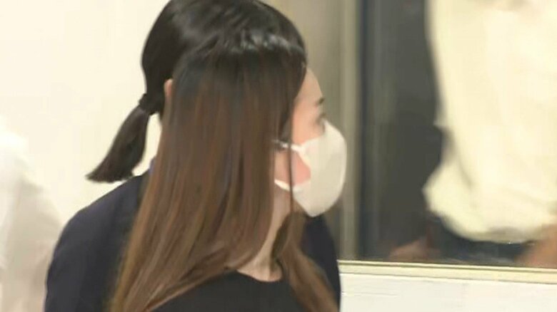 原宿署へ移送される宝島真奈美容疑者（31）