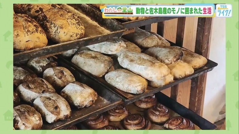 唯花さんが生地を手でこね、薪窯で焼き上げたパン
