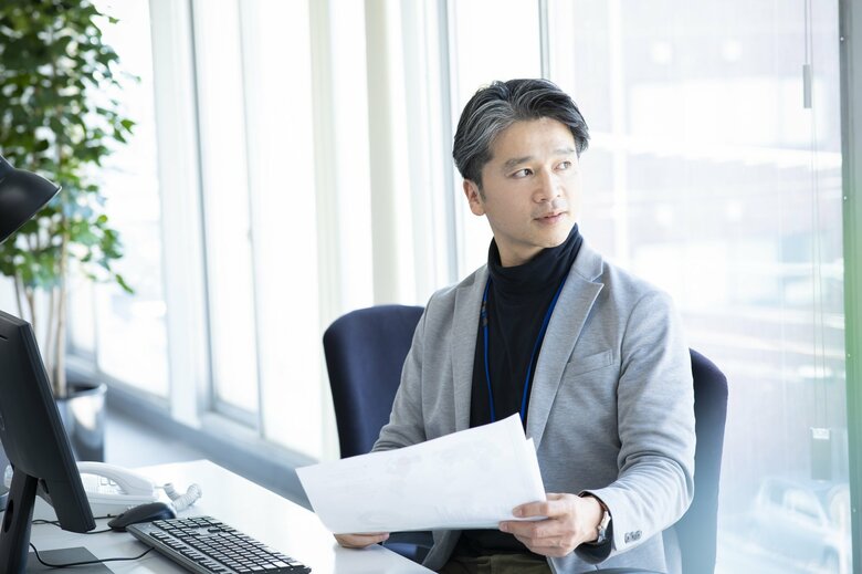 頭の中に異なる「同一性」も置いておく（画像：イメージ）