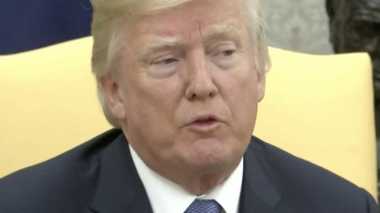 トランプのホワイトハウスは手のかかる「大人の介護センター」