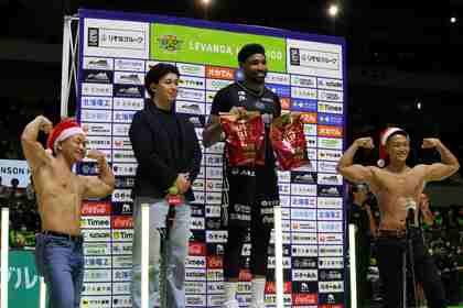 【レバンガ北海道】「このチームメイトが家族」ジョーンズMVP　秋田に90―79で勝利、クラブ最速の今季20勝目で連敗止める