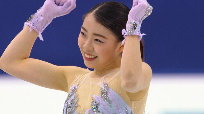 2020全日本フリーの演技後ガッツポーズをする紀平
