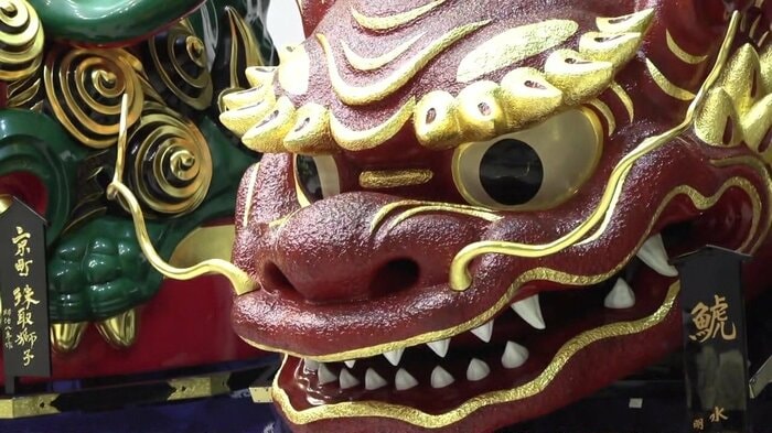13番曳山「鯱」