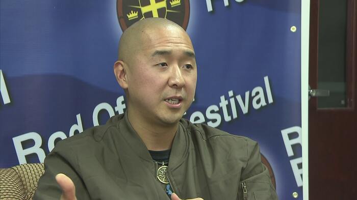 文亨進氏