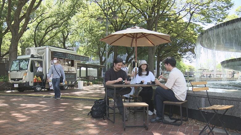 公園内に涼しく過ごせるエリアを…名古屋・久屋大通公園で人の流れなど調べる社会実験 “川床”の設置等でヒントを模索｜FNNプライムオンライン