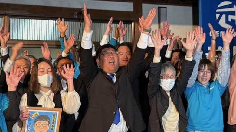 【高知】四万十市長選、山下元一郎さん初当選　新人三つどもえ制する｜FNNプライムオンライン