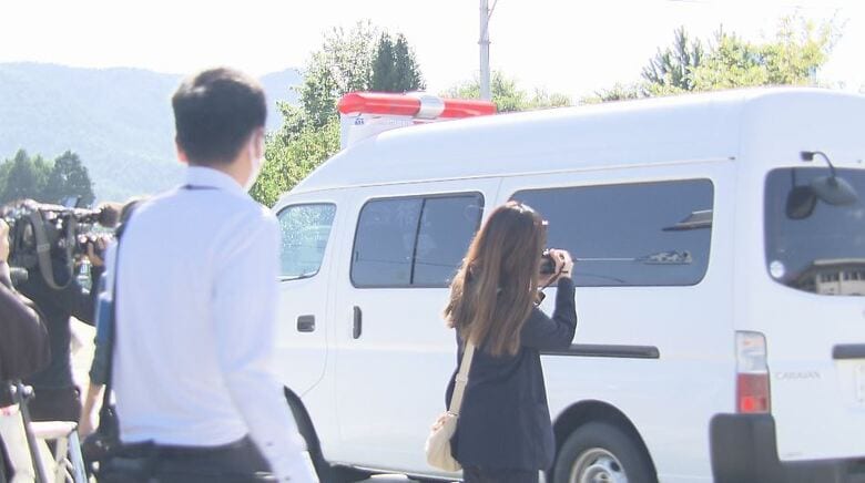 容疑者の身柄が検察へ（10月12日　塩尻警察署）