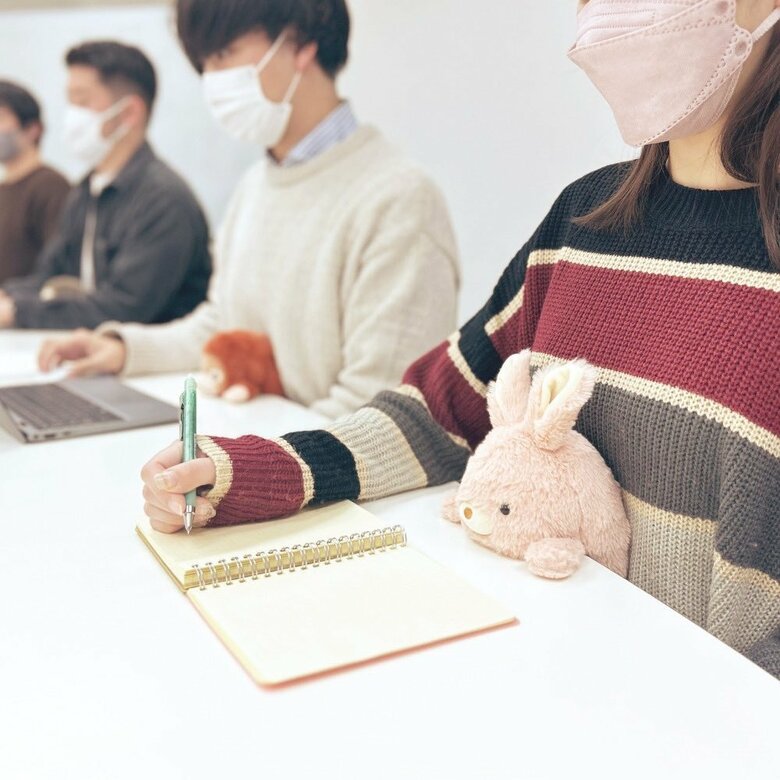 会議のときでも姿勢をサポート