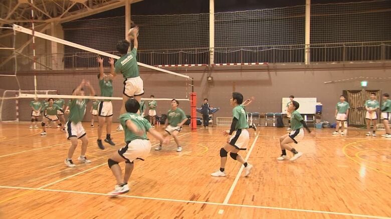 南昌みらいバレー部の練習