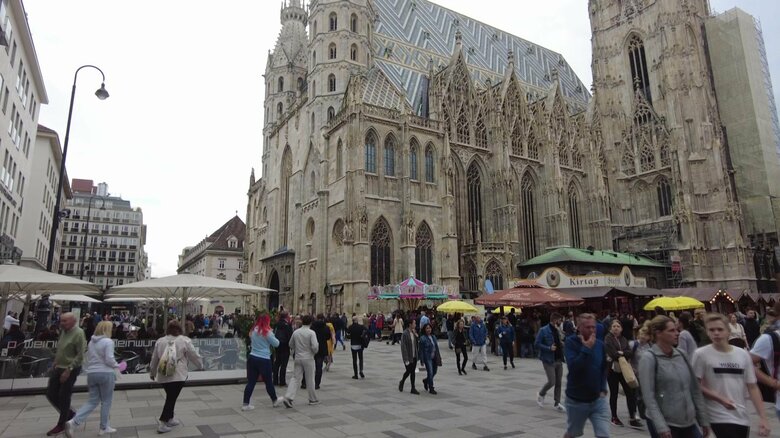 ジェンダーギャップ指数は日本より上位