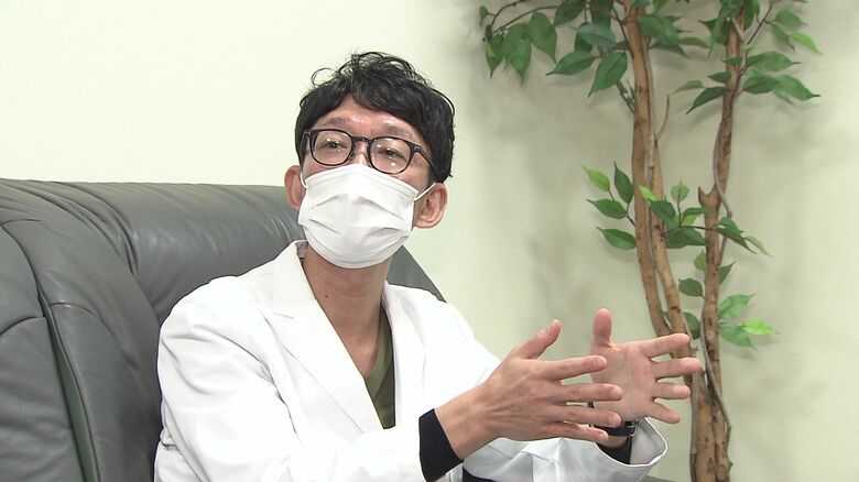 脳神経外科医の藤原雄介理事長