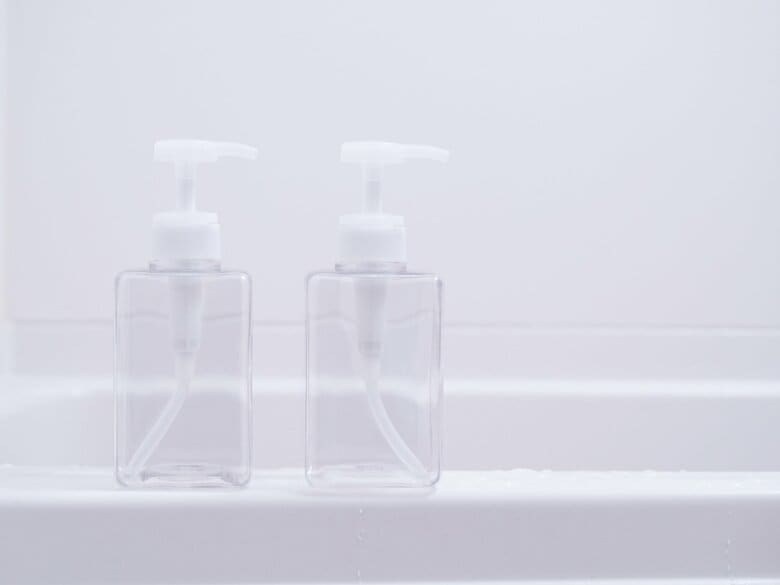 ボトルはよく洗い、水気を切ろう（画像はイメージ）