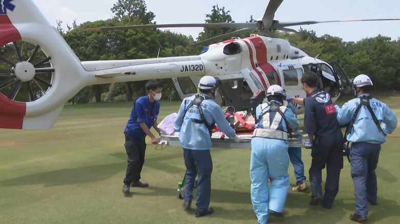 コースで客が熱中症の想定…ゴルフ場でドクターヘリを使った訓練 キャディーが気付き大学病院から医師ら駆け付ける｜FNNプライムオンライン