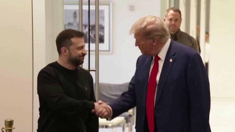支援に消極的なトランプ氏の理解求めるため…ウクライナ・ゼレンスキー大統領がアメリカ・トランプ前大統領と会談　戦争終結への「勝利計画」説明｜FNNプライムオンライン