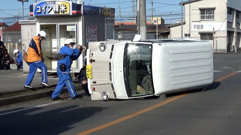 4歳男児と母親（35）乗る自転車が横断歩道で車にはねられ母親は重体、男児も重傷　幼稚園に向かっていたか　72歳女逮捕　宇都宮市｜FNNプライムオンライン