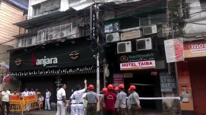 ホテル火災で子どもを含む9人が死亡　電気系統ショートやエアコンが爆発した可能性　防火対策に不備か　インド｜FNNプライムオンライン